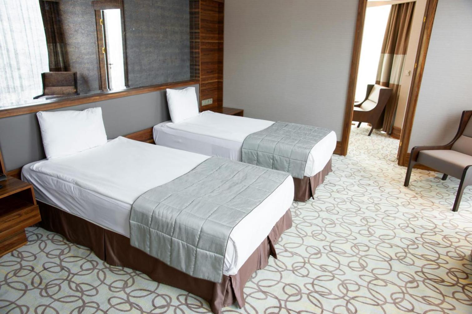 A One Hotels By Ventus Hotels & Resorts- Delhi Airport Нью-Дели Экстерьер фото